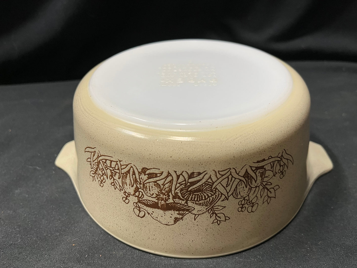 Pyrex Forest Fancies Casserole Dish with Lid 750mL (472-B)