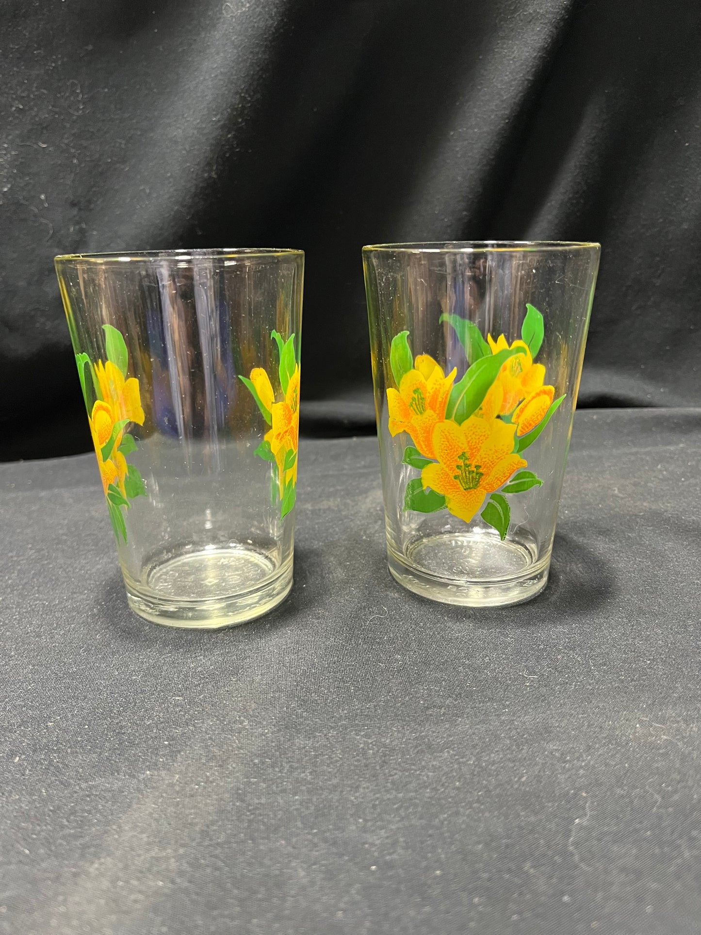 Morning Star Juice Glasses Pair with Yellow Flowers