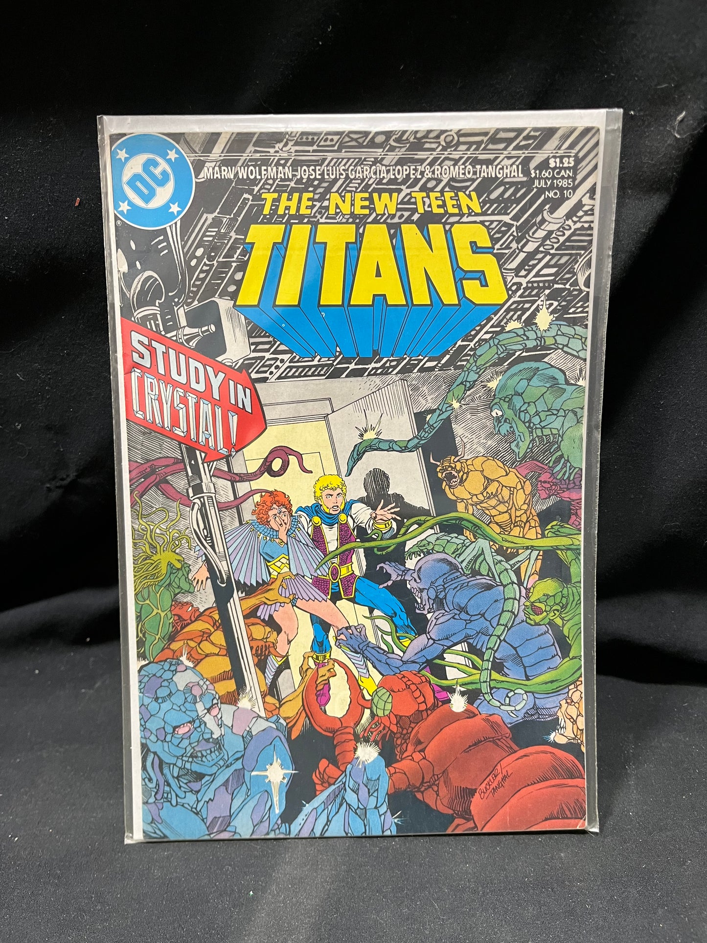 The New Teen Titans Comic Book - No. 10 Study In Crystal