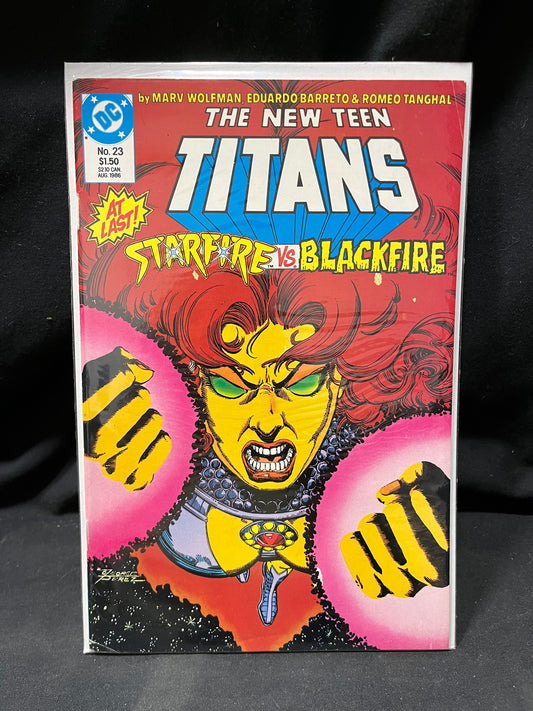 The New Teen Titans Comic Book No. 23 Starfire vs Blackfire